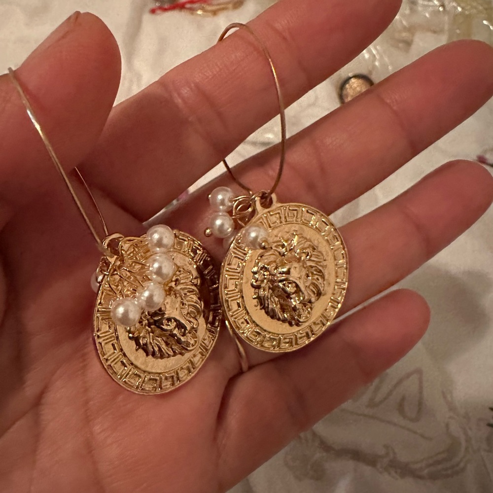 New - Picture 2 of 4